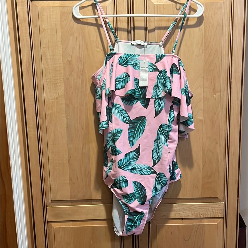 Marina Vida One Piece Pink Leaf Print Swimsuit
